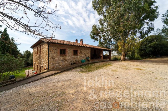 Image No.14-3 Bed Country House for sale