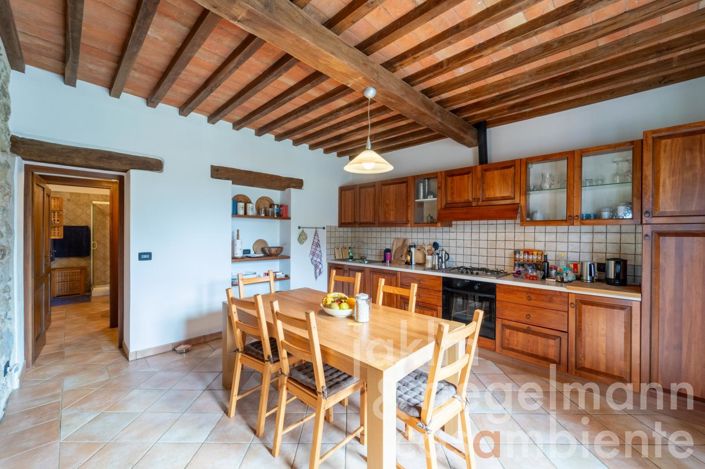 Image No.18-3 Bed Country House for sale