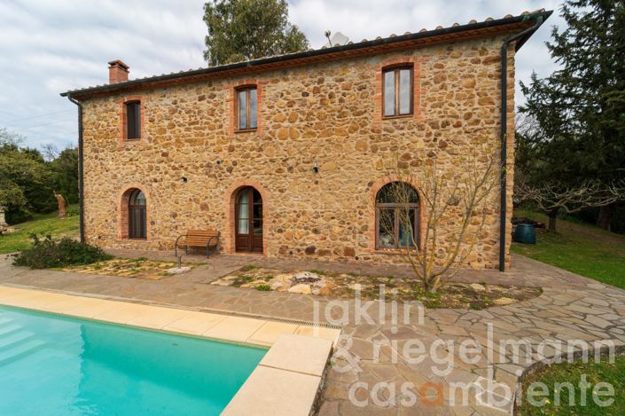 Image No.8-3 Bed Country House for sale