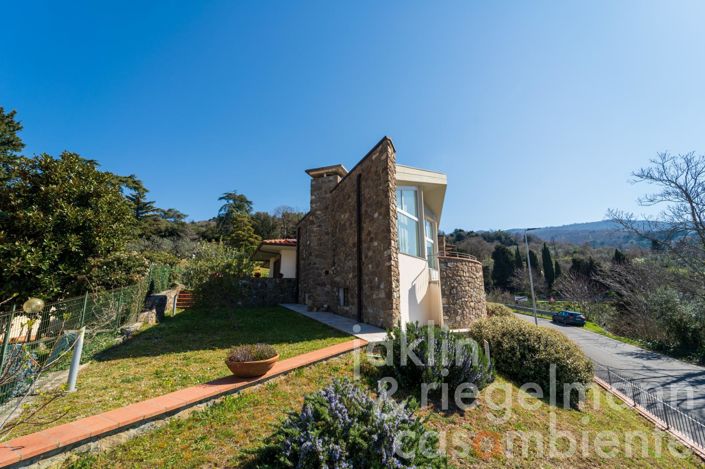 Image No.11-3 Bed Villa for sale