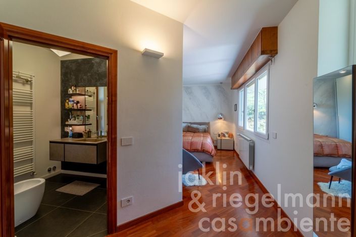 Image No.29-3 Bed Villa for sale