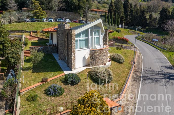 Image No.9-3 Bed Villa for sale