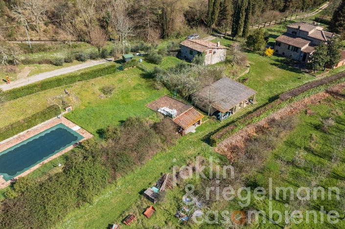 Image No.26-8 Bed Country House for sale