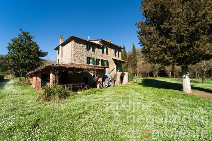 Image No.4-8 Bed Country House for sale