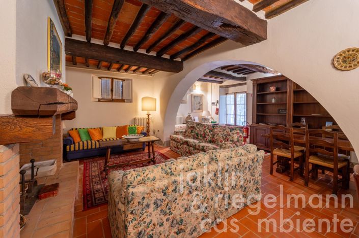 Image No.43-8 Bed Country House for sale