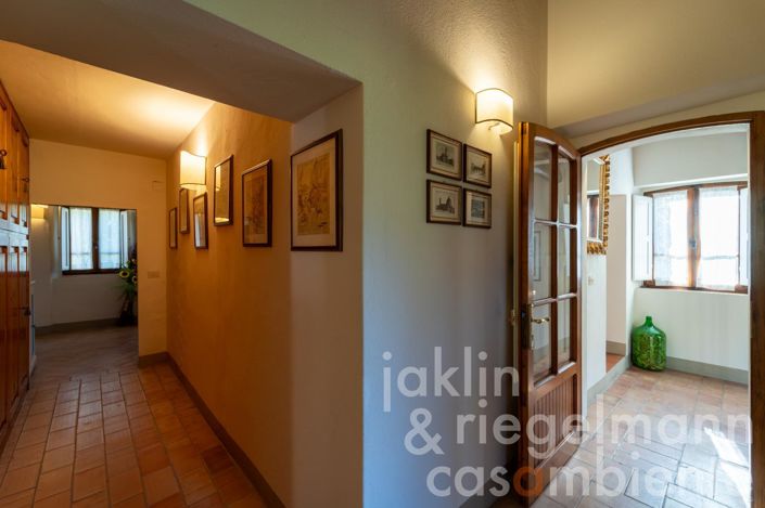 Image No.49-8 Bed Country House for sale