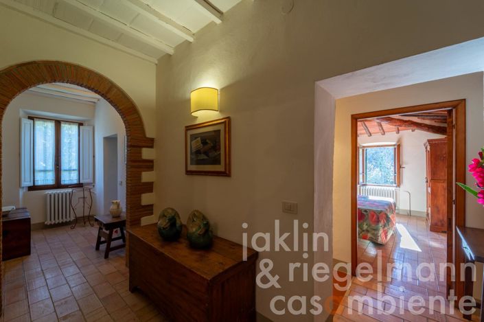 Image No.53-8 Bed Country House for sale