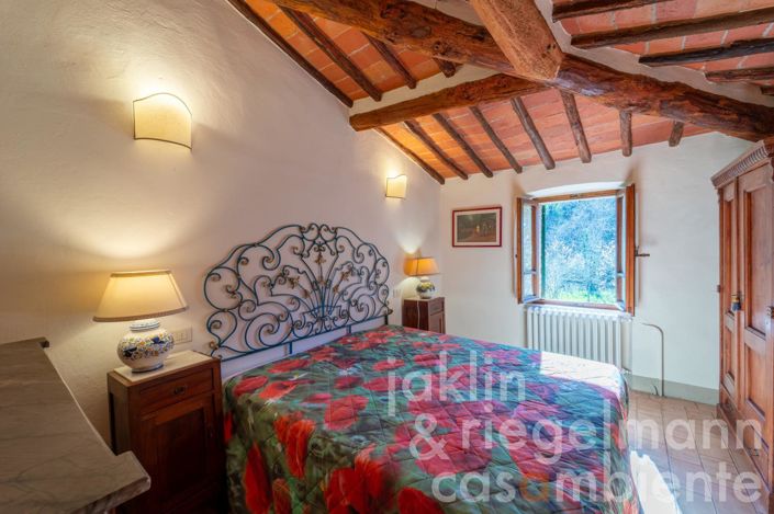 Image No.54-8 Bed Country House for sale