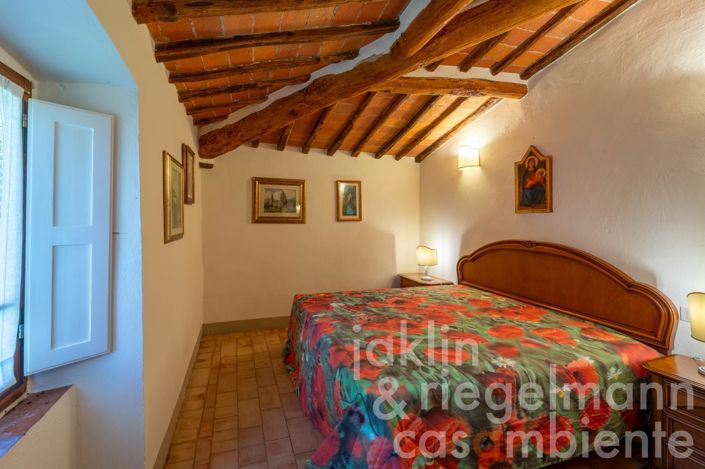 Image No.57-8 Bed Country House for sale