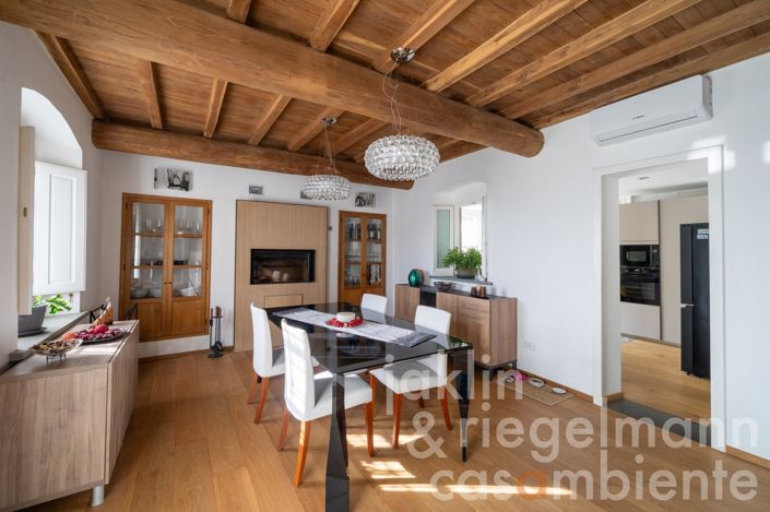 Image No.23-4 Bed Country House for sale