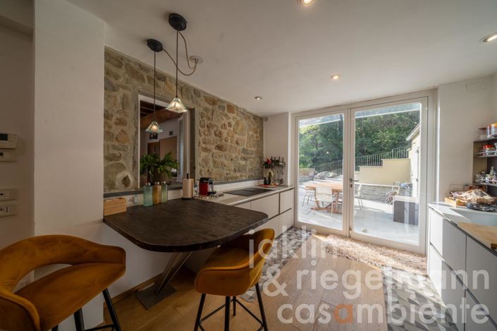 Image No.27-4 Bed Country House for sale