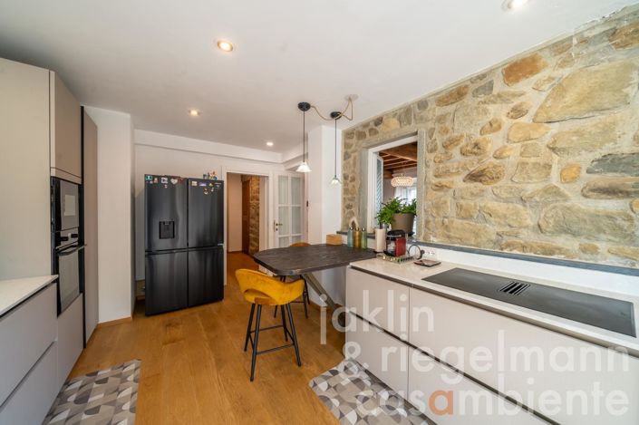 Image No.28-4 Bed Country House for sale