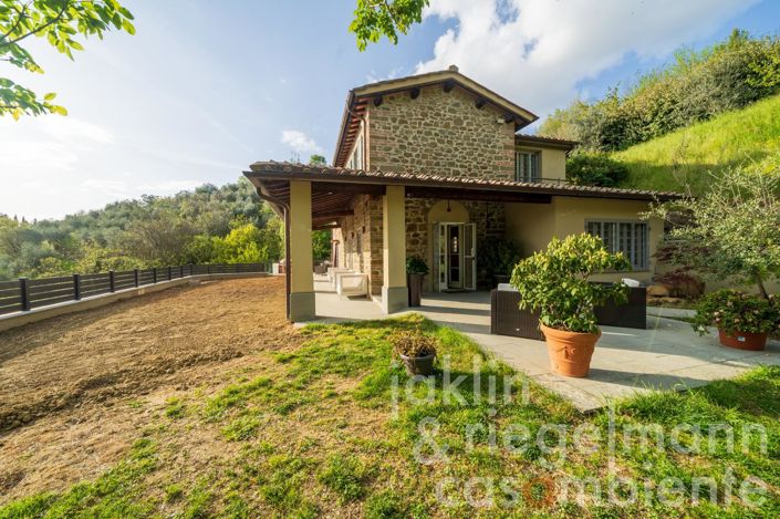 Image No.3-4 Bed Country House for sale