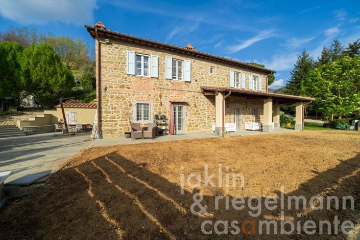 Image No.4-4 Bed Country House for sale