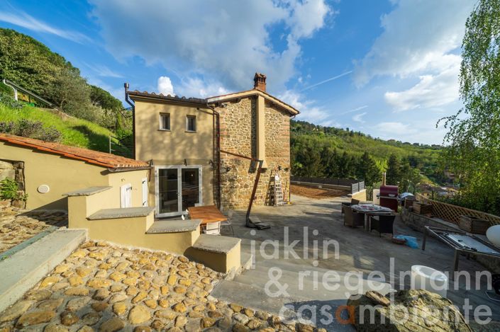 Image No.5-4 Bed Country House for sale