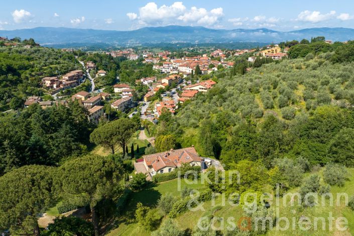 Image No.9-4 Bed Country House for sale