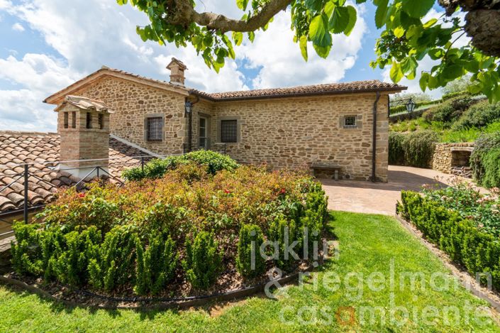 Image No.19-Maison de campagne de 6 chambres à vendre à Lisciano Niccone