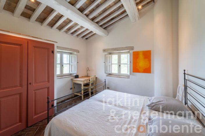 Image No.35-Maison de campagne de 6 chambres à vendre à Lisciano Niccone