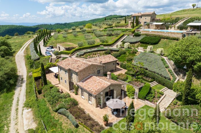 Image No.6-Maison de campagne de 6 chambres à vendre à Lisciano Niccone