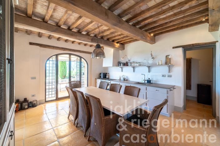 Image No.51-Maison de campagne de 6 chambres à vendre à Lisciano Niccone