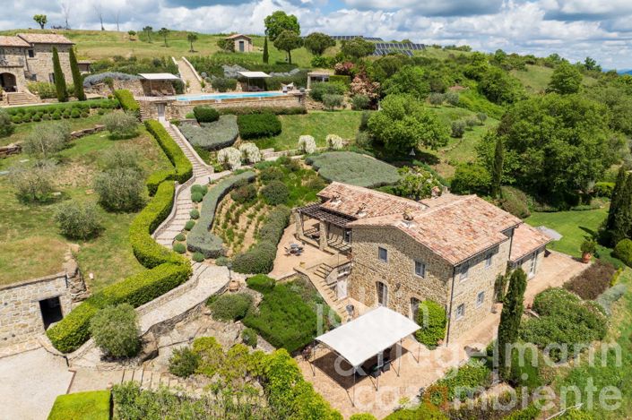 Image No.8-Maison de campagne de 6 chambres à vendre à Lisciano Niccone
