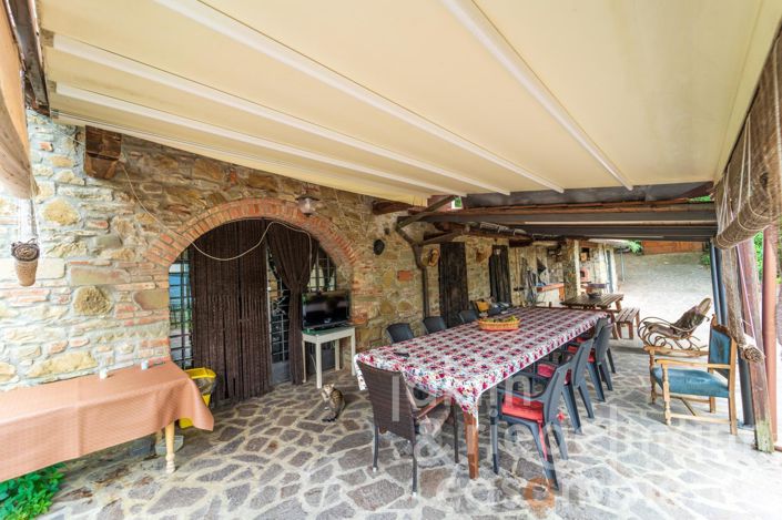 Image No.14-6 Bed Country House for sale