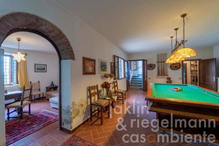 Image No.24-6 Bed Country House for sale