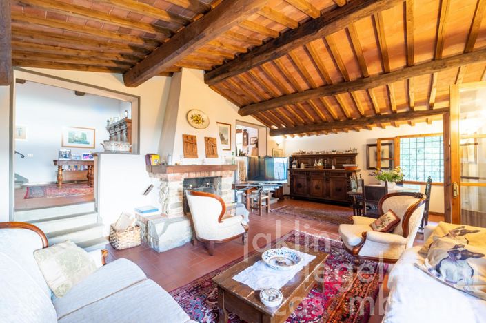 Image No.26-6 Bed Country House for sale