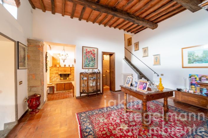 Image No.31-6 Bed Country House for sale