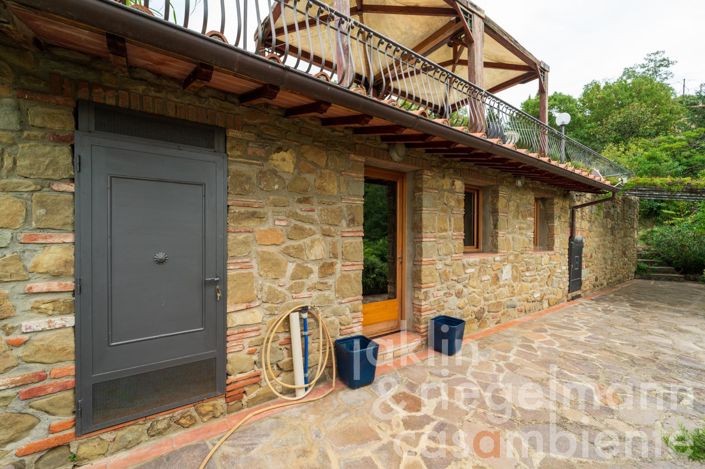 Image No.47-6 Bed Country House for sale