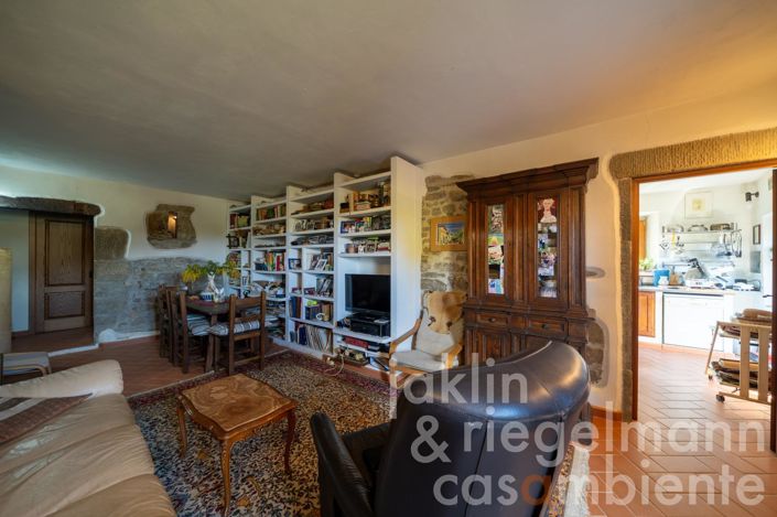 Image No.24-Maison de campagne de 6 chambres à vendre à Reggello