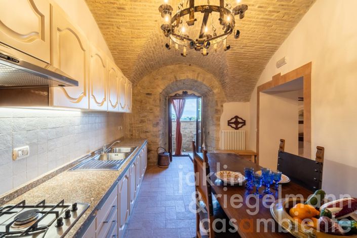 Image No.24-3 Bed Townhouse for sale