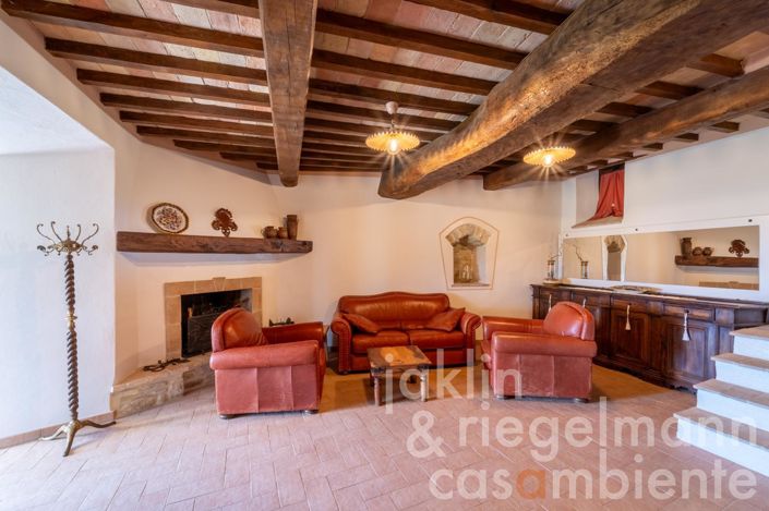 Image No.29-3 Bed Townhouse for sale