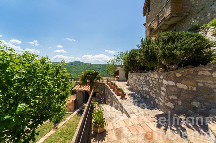 Image No.43-3 Bed Townhouse for sale