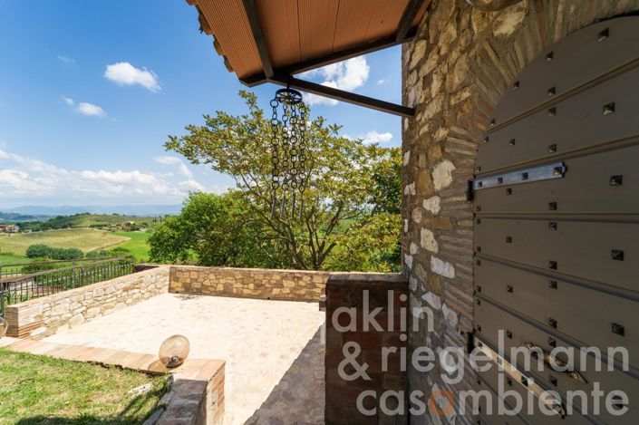 Image No.48-3 Bed Townhouse for sale