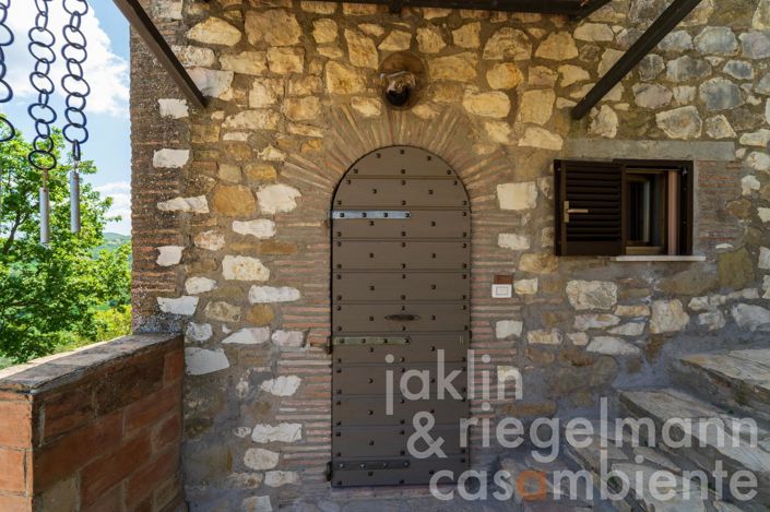 Image No.49-3 Bed Townhouse for sale