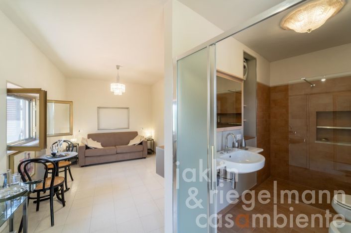 Image No.50-3 Bed Townhouse for sale