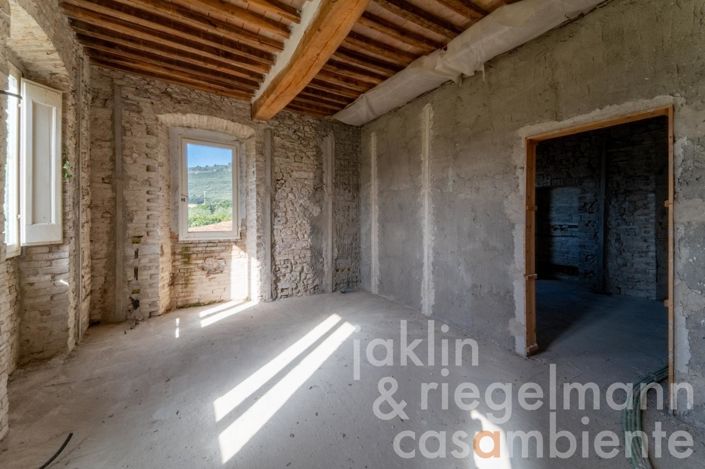 Image No.31-Maison de campagne de 4 chambres à vendre à Spello