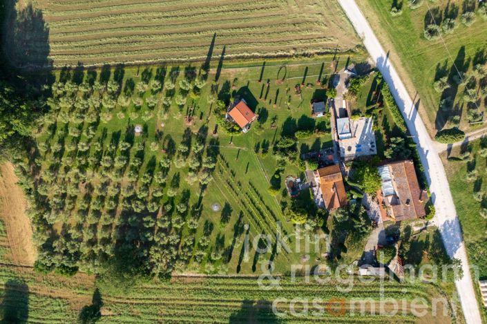 Image No.10-Maison de campagne de 4 chambres à vendre à Castiglione del Lago
