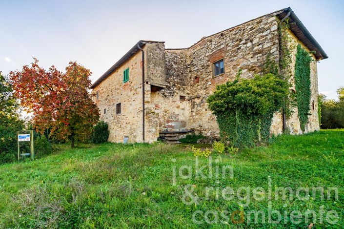 Image No.17-5 Bed Country House for sale