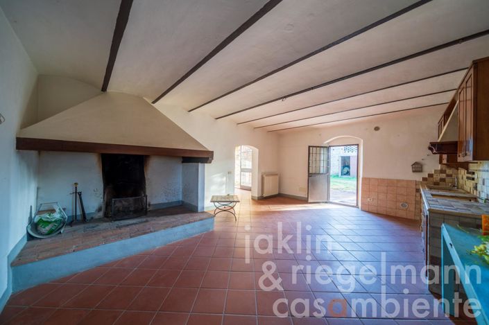 Image No.29-5 Bed Country House for sale
