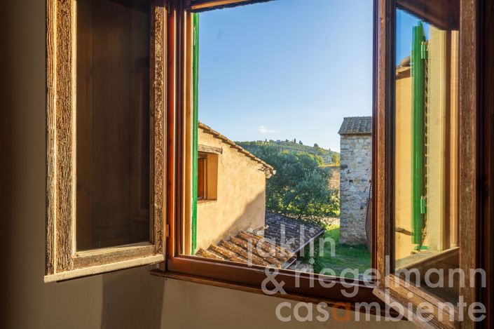 Image No.41-5 Bed Country House for sale