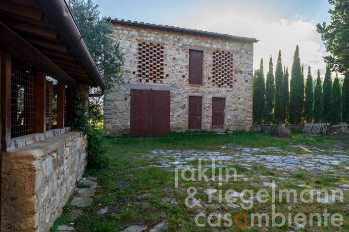Image No.48-5 Bed Country House for sale