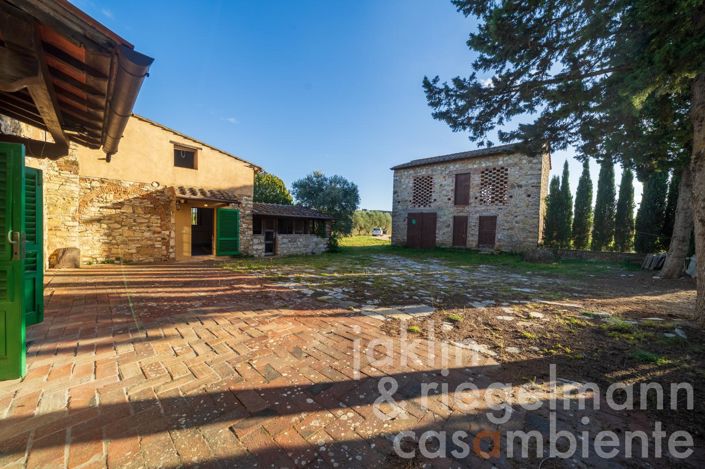 Image No.5-5 Bed Country House for sale