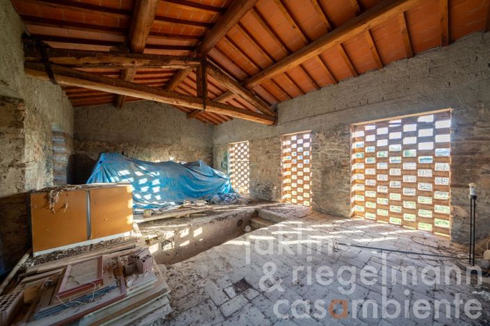 Image No.51-5 Bed Country House for sale