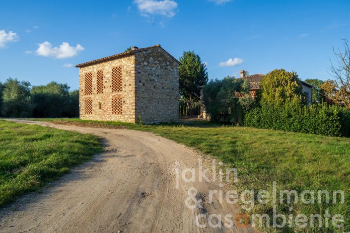 Image No.9-5 Bed Country House for sale