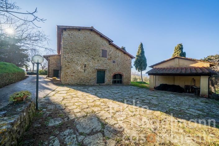Image No.11-5 Bed Country House for sale