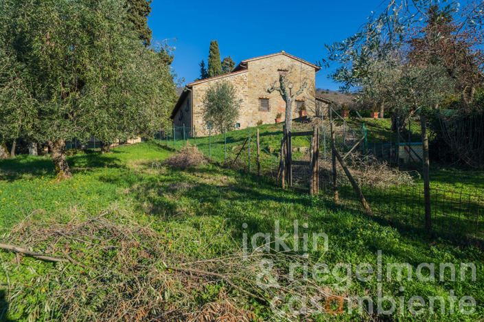 Image No.18-5 Bed Country House for sale