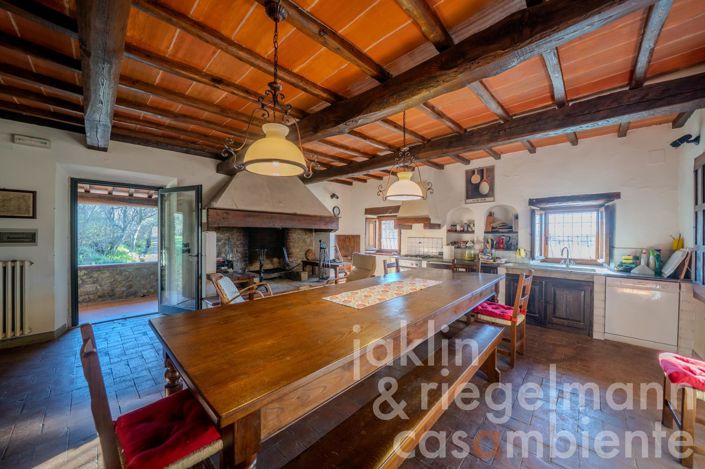 Image No.33-5 Bed Country House for sale