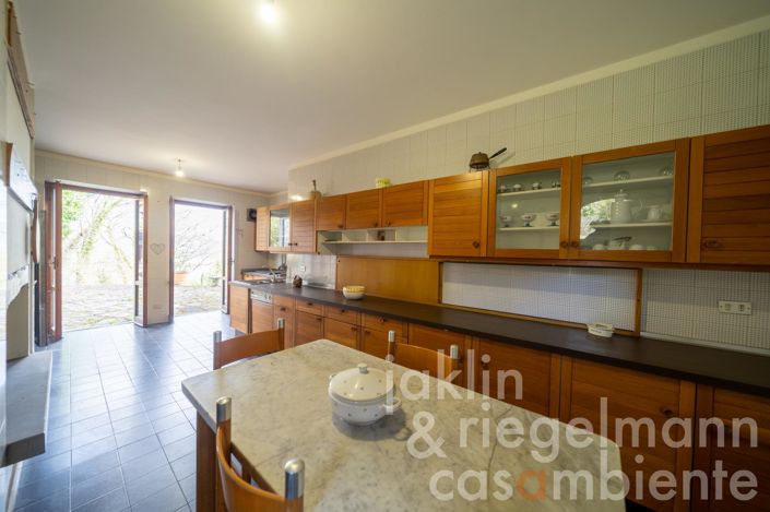 Image No.19-7 Bed Country House for sale